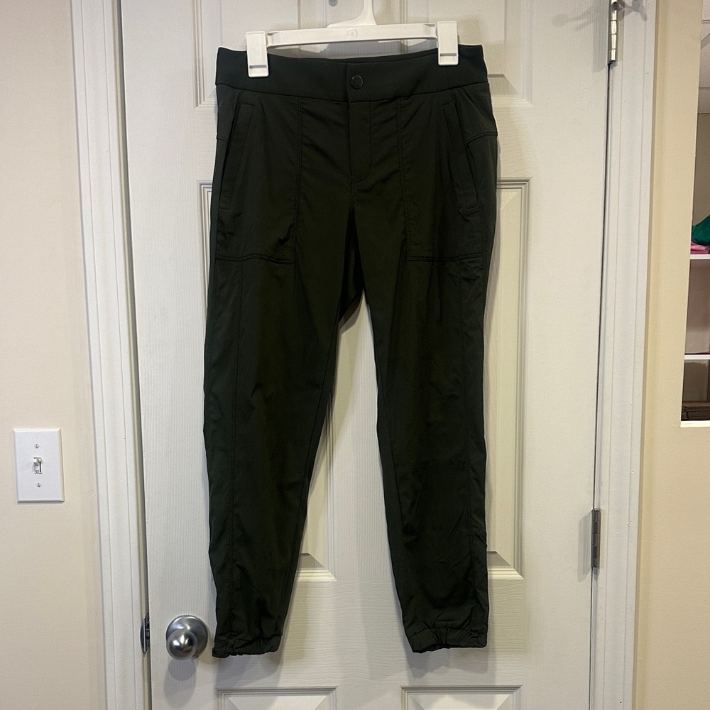 Athleta Petite Jogger Pants - Picture 1 of 6